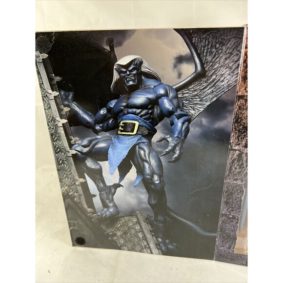 NECA Gargoyles Thailog Ultimate Action Figure Brand New - Picture 3 of 4